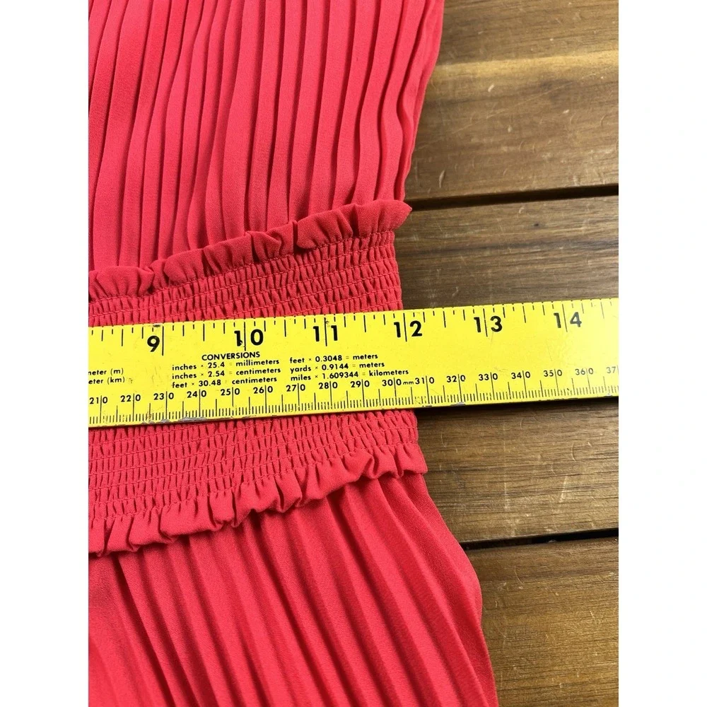 Nanette Lepore 4 Crimson Pleated Sleeveless Cocktail Dress Mock Neck Sleeveless